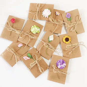 

20pcs DIY Paper Handmade Dry Flower Invitation Greeting Card with Envelope Christmas Wedding favors (Random Pattern)