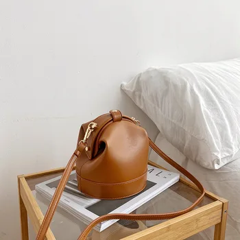 

2020 New Women's Bag Small Creative Fish Mouth Open Bucket Bag Fashion Leisure Single Shoulder Messenger Bag