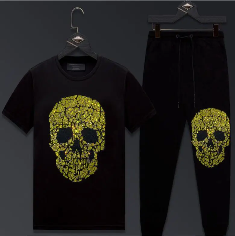 

Rhinestone summer Men Sets short Sleeve Casual Two Piece Tracksuit Men Sportswear Rhinestones Brand Clothing Suit