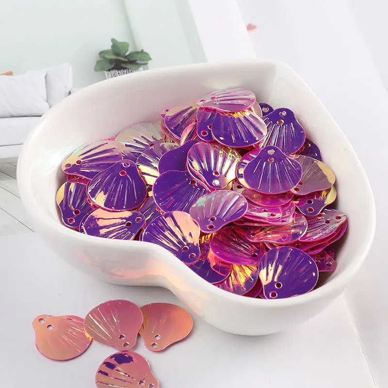 13mm Sea Shell Sequins PVC Loose Sequins Paillette Sewing Craft For Wedding Decoration Garment Dress Shoe Caps DIY Accessory - Цвет: Латунь