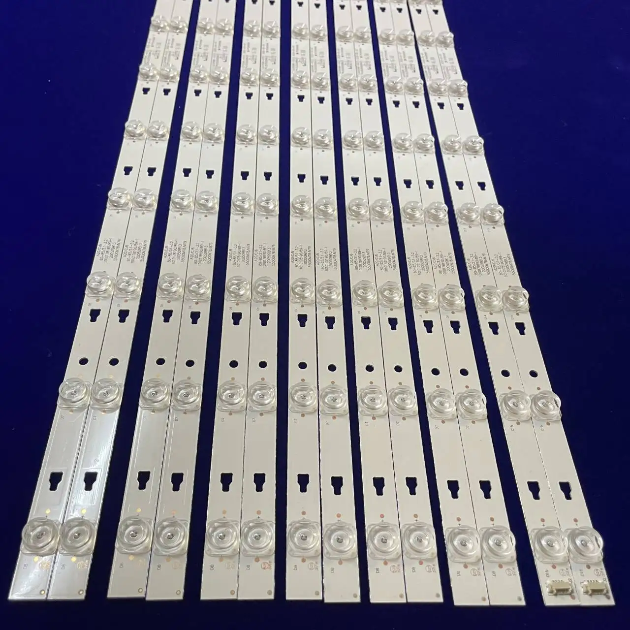 LED55D8C-01(C) LED55D8D-01(C)용 LED 백라이트 스트립 8 램프 3035500842 F55Y F55N G55Y-S LT-55MCF785Y LT-55MCF885 LS55H610N