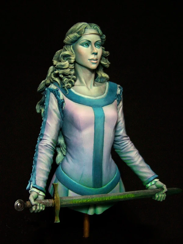 1/10 Female Warrior Resin Bust Building Kit
