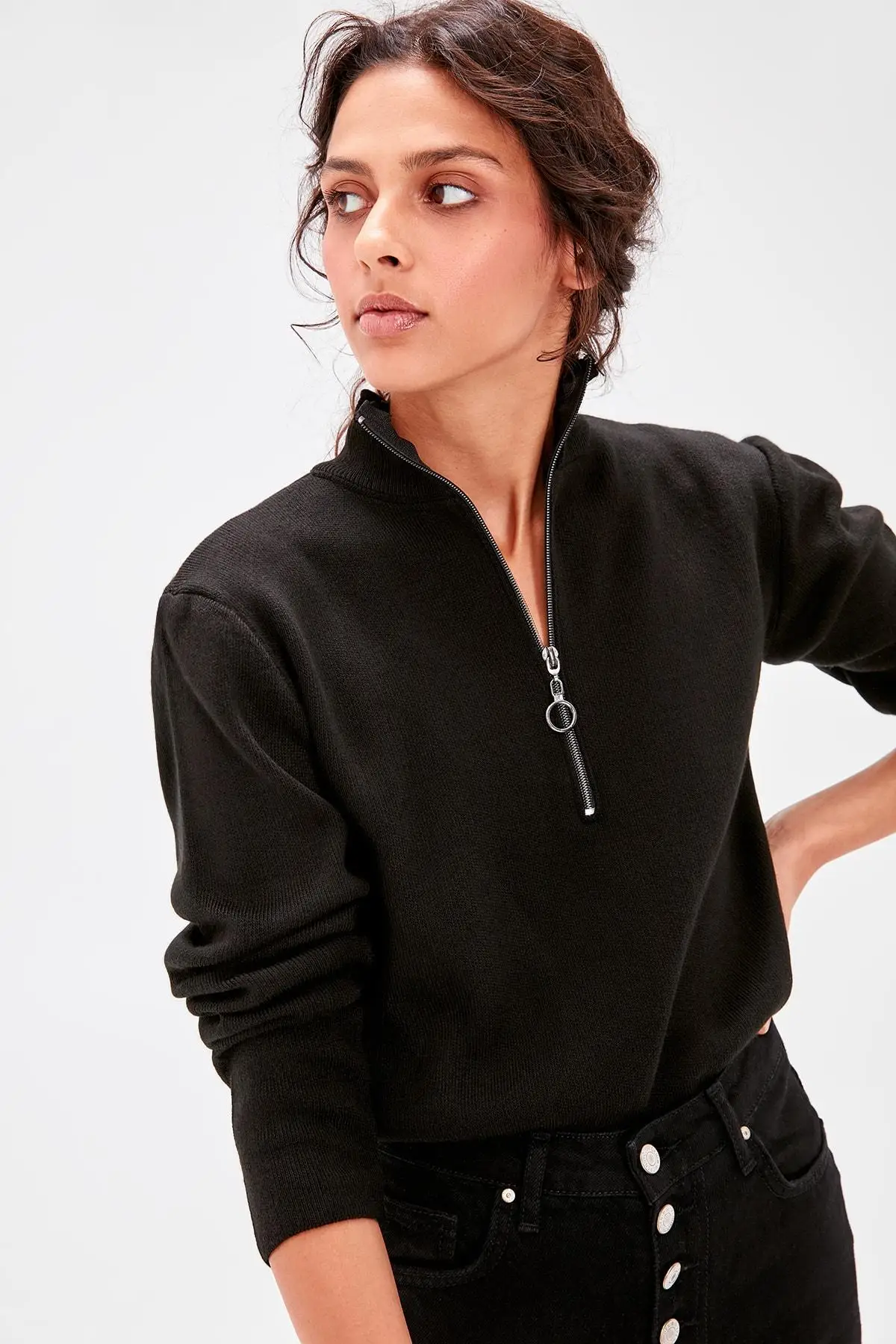 

Trendyol Black Zipper Sweater TWOAW20KZ0685