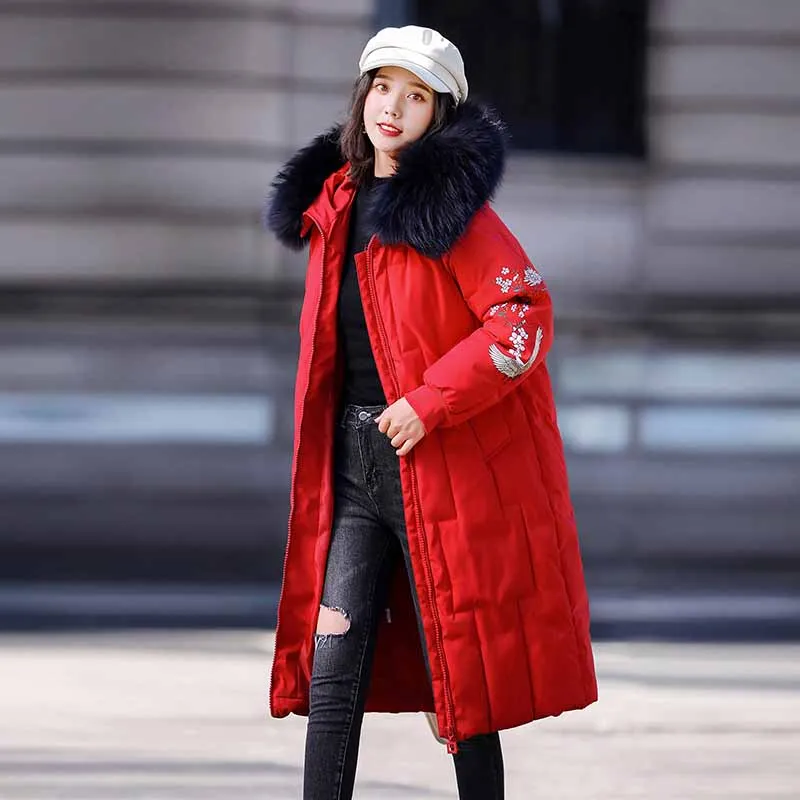 Новинка, стильная зимняя куртка для женщин размера плюс, теплые зимние пальто, зимняя верхняя одежда с вышивкой, парка abrigos mujer invierno - Цвет: Красный