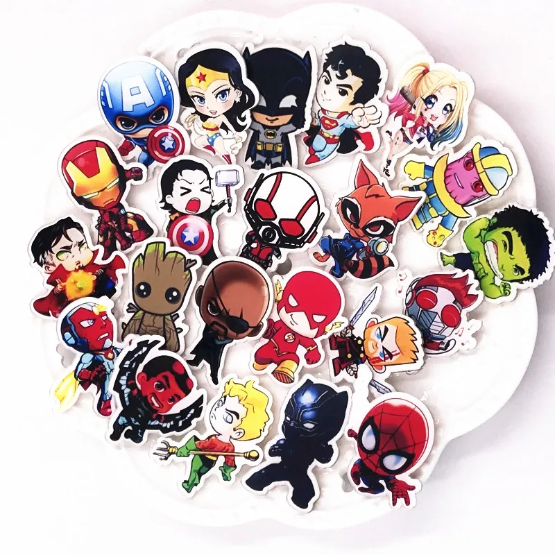 

22Pcs/set Cute Anime Super Heros Batman Pins Brooches Badge for Kids Backpack Decoration Acrylic Badges Icons Badges Boys Gift