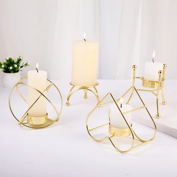

Retro Candlestick Three-legged Geometric Candlestick Metal Wrought Iron Candle Holder