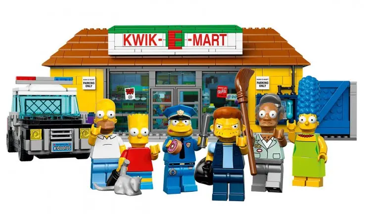 16004 In Stock Creator Cartoon Kwik-E-Mart House 2232Pcs 71016 Street View Model Building Kits Blocks Bricks Education Toys
