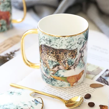 

Luxury Nordic Mug Animal Creative Gold Ceramic Mug for Couple with Lid with Spoon Chavenas De Cafe Afternoon Tea Mug MM60MKB