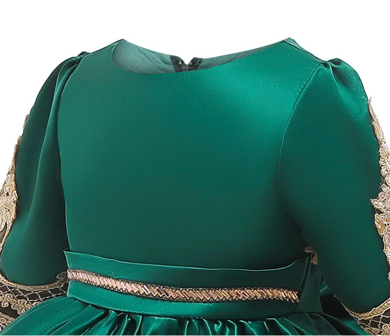 12428389499_638885258