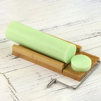 

2 Pieces Multi-Function Wooden Soap Cutter Handwork Process Slicer Model for Home Decoration Supplies