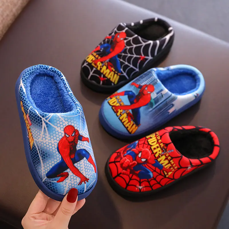 Домашние тапочки для детей; плюшевые тапочки с рисунком Человека-паука для мальчиков и девочек; меховые шлепанцы; домашняя обувь; теплые домашние тапочки для детей