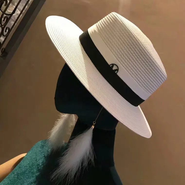 

Simple Summer White Bowler Hat Flat Roof Lettered Standard Holiday Street Snap College Style Straw Hat Elegant French Sun-resist