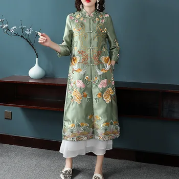 

2020 new spring summer dress Chinese style Elegant woman improved cheongsam embroidery medium long retro coat Tang costume