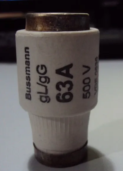 Предохранители: 63D33 63A 500V gG/gL/35D33 50D33