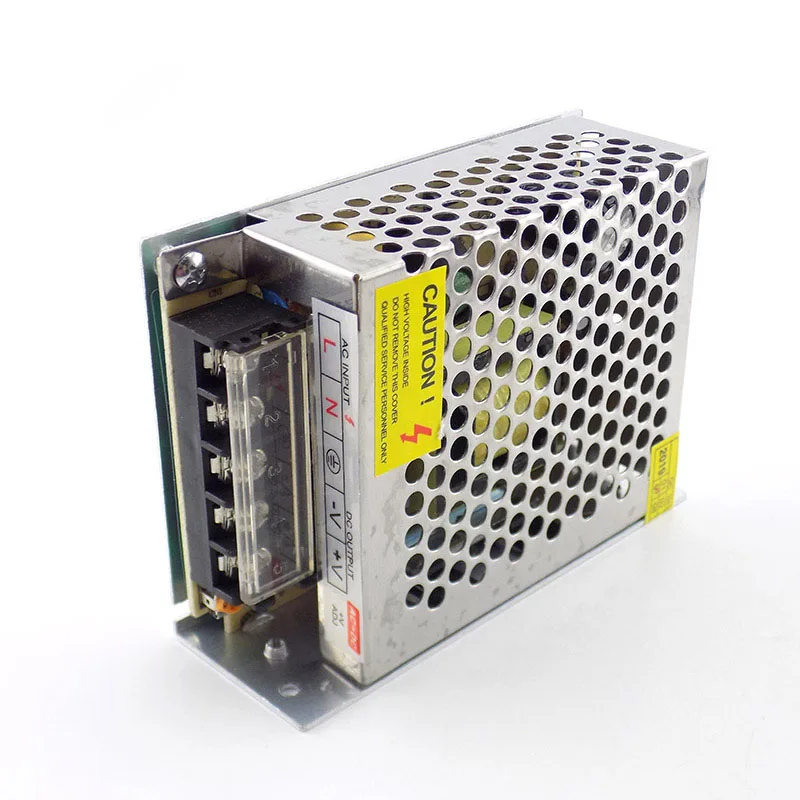 Адаптер трансформатора освещения AC100V-265V к DC 12V 5A CCTV Блок питания для камеры Конвертер для светодиодной ленты Выключатель света зарядное устройство C12