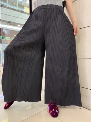 Горячая Miyake модные тонкие складные узкие боковые прямые брюки длинные штаны широкие брюки - Цвет: Темно-серый