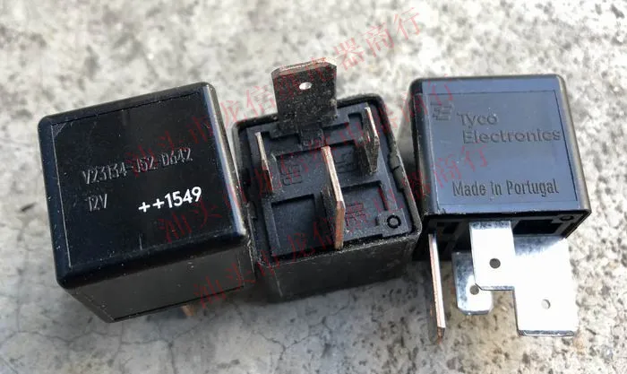 4 ножное реле 056 V23134-J52-D642/X591/X461 V7-1A-12V-70A