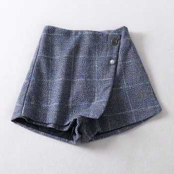 

A Generation of Non-symmetrical Sense of Design Retro Plaid Woolen High-waisted Shorts Culottes Entity