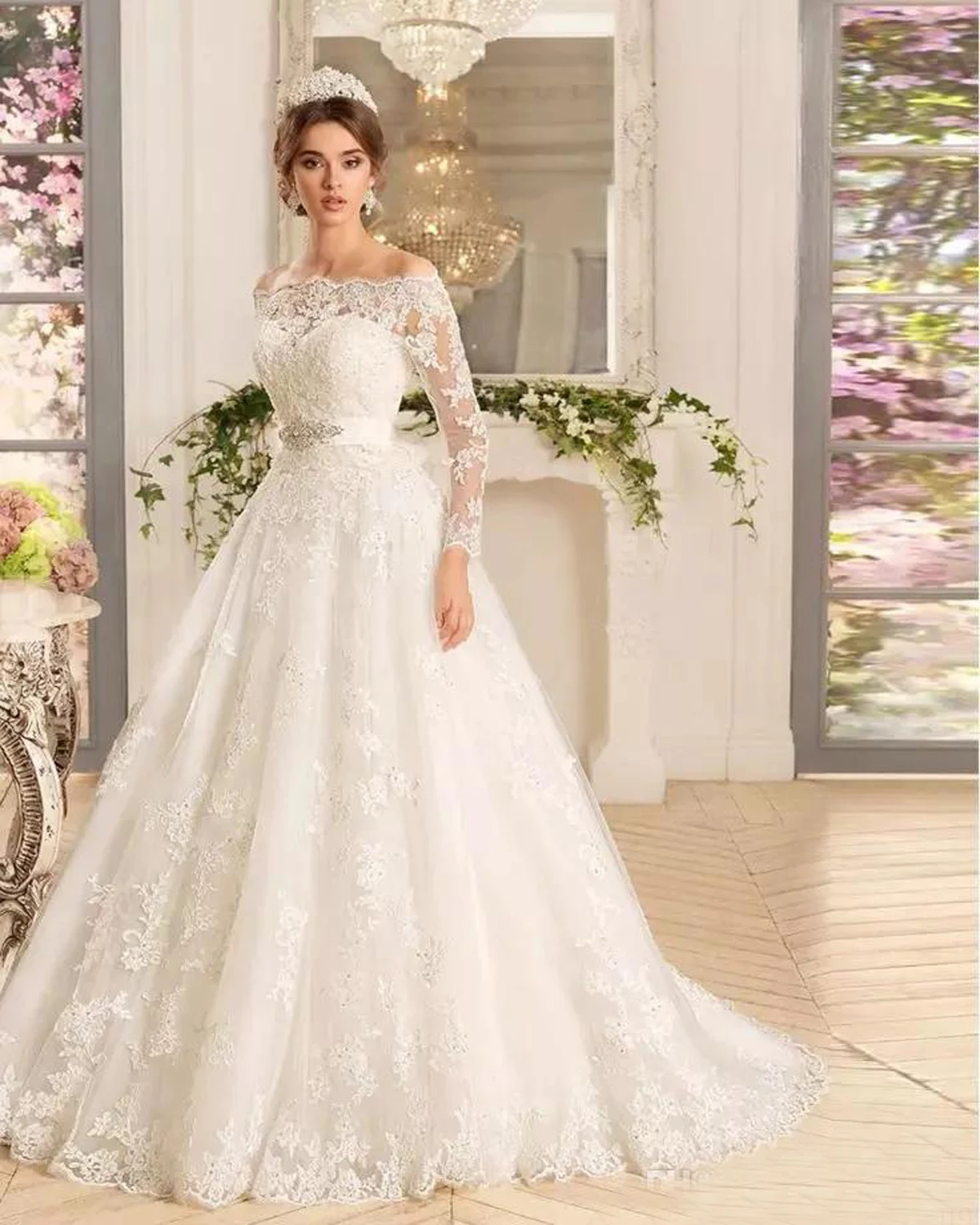 

Custom Long Sleeves Lace Appliques Wedding Dresses with Beads Sash Sweep Train Tulle Wedding Bridal Gowns  