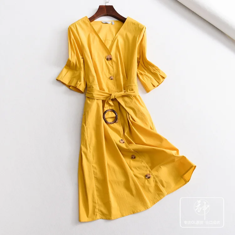 

A Generation of French V-neck Waist Hugging Elegant Button Slim Dress Women's Entity