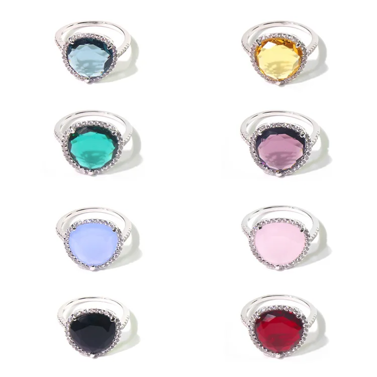 7677268095_833362824