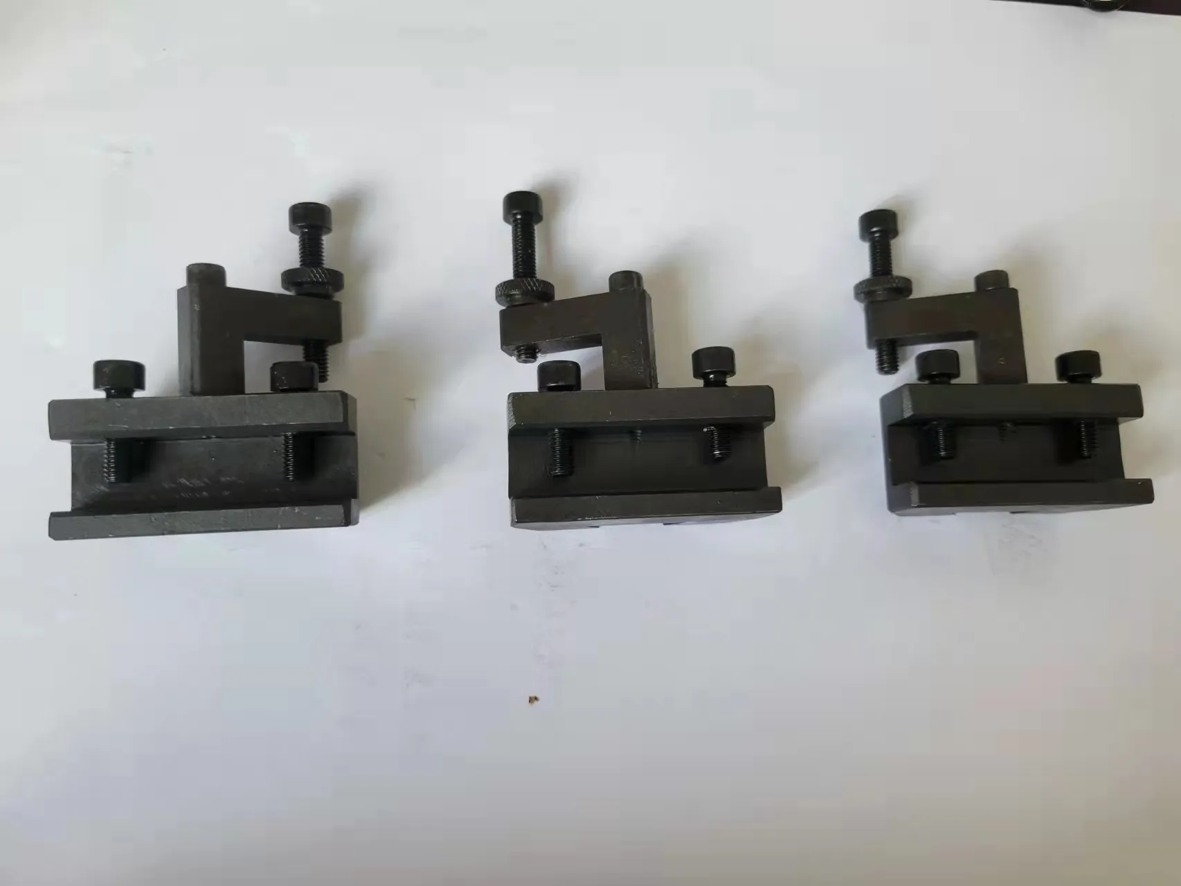 3 tool holders for quick change of turning tools Grooving Tool Holder