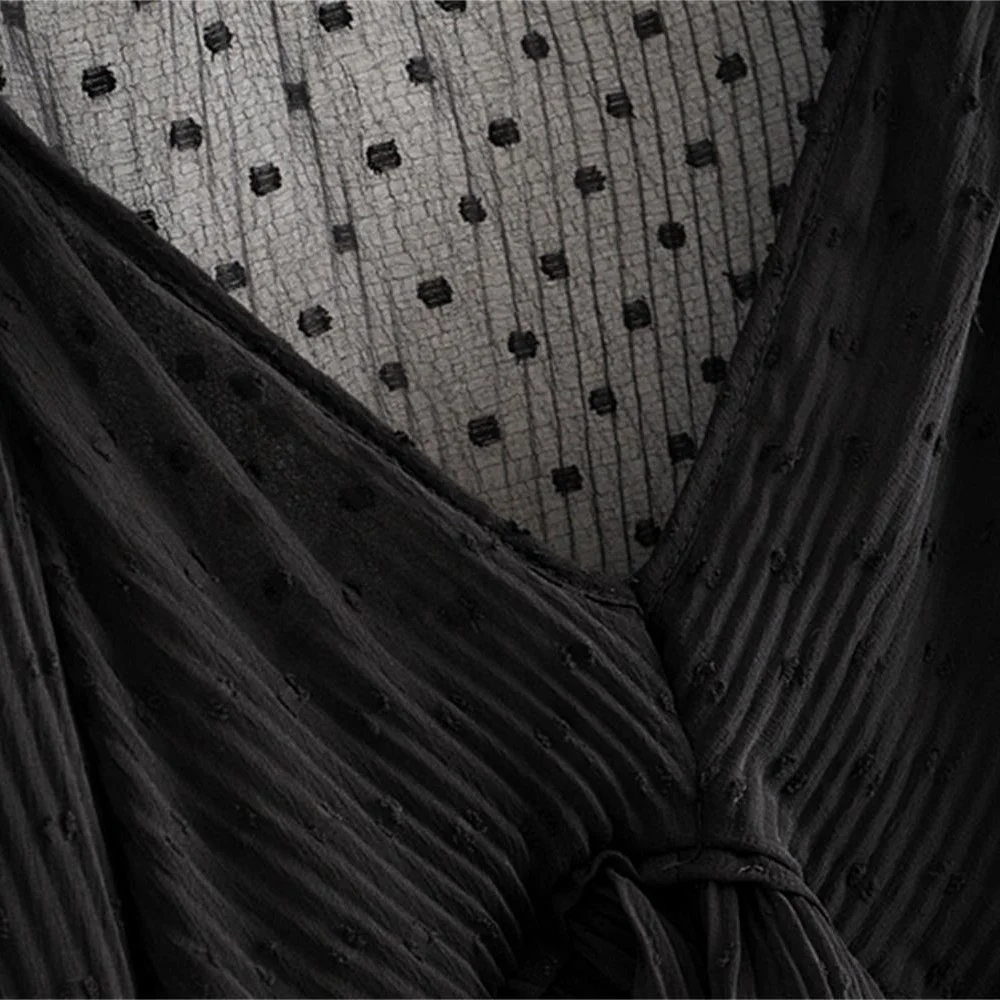 Baratos Principios de otoño 2019 nueva blusa de gasa de cuello en V de manga con borde de hoja de loto de retales europea y americana