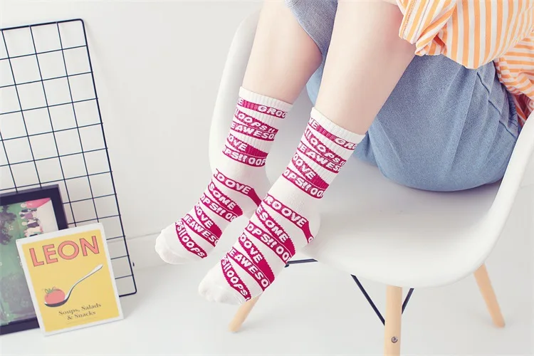 Женские носки, ремешки, элементы граффити, многоцветные, простые милые носки в уличном стиле, новинка, популярные носки