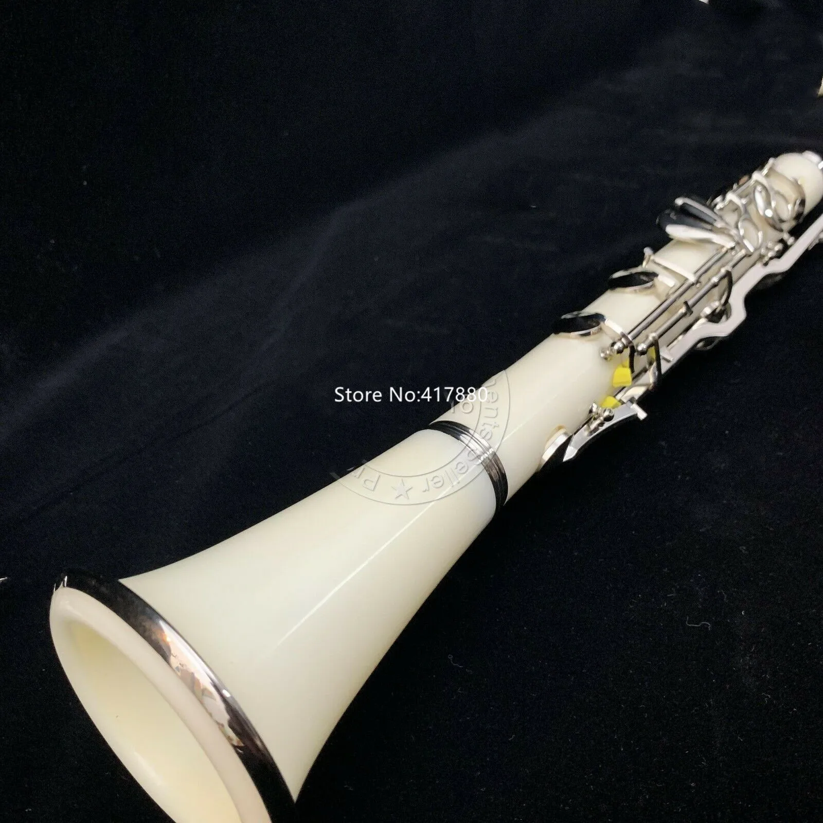 New First-class G key clarinet Bakelite Wood White silver-plated keys Good material and sound with Case