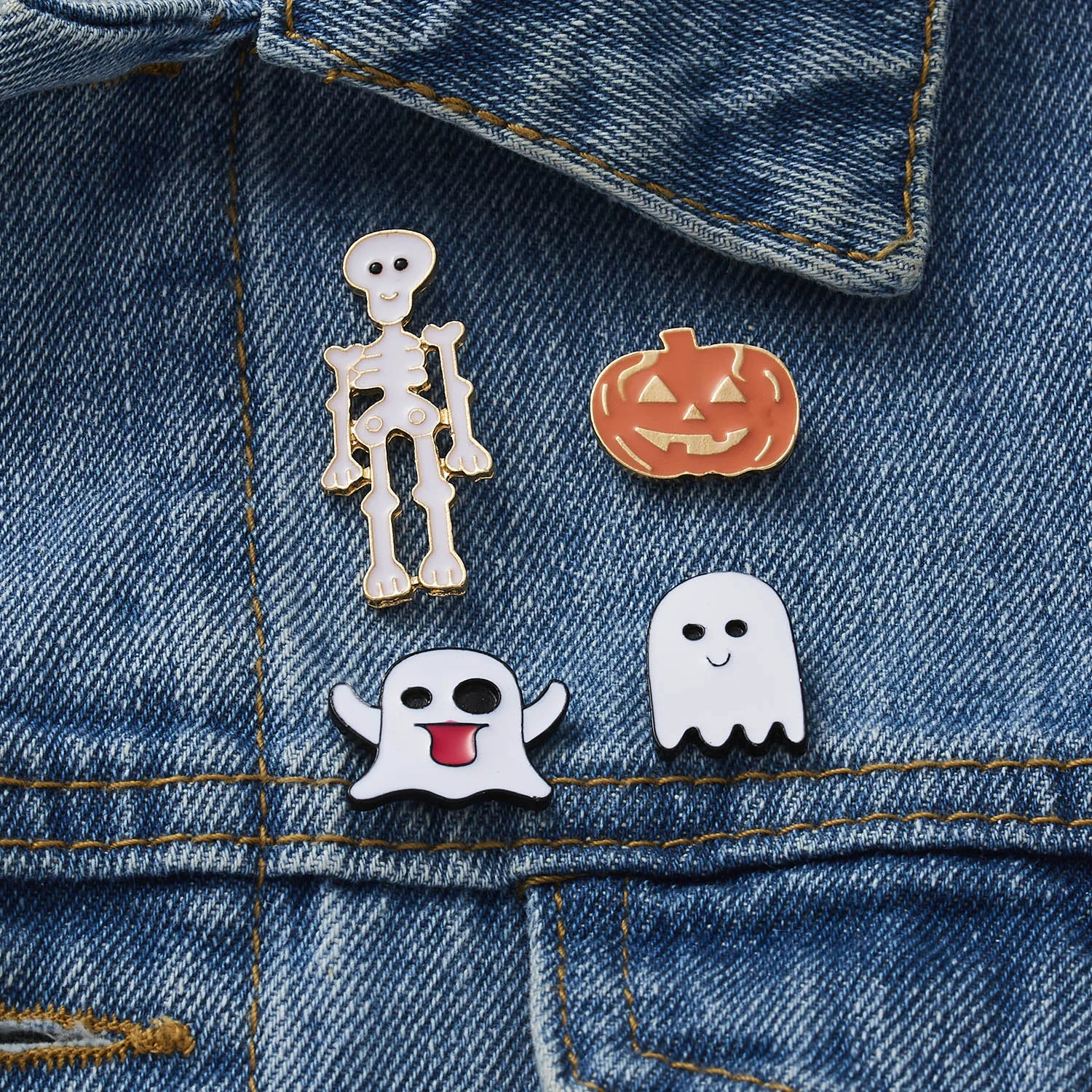 

Children Women Cute Funny Ghost Halloween Pumpkin Skull Painting Oil Badge Small Brooch Halloween Brooch Set Pins Jewelry