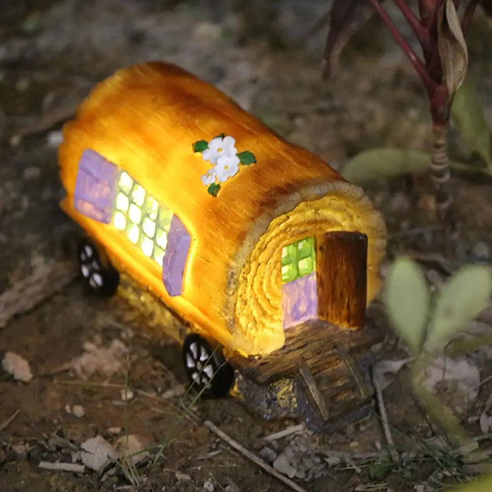 

Lawn Light Premium Material Durable Resin Solar Powered LED Garden Light Carriage Shape LED Light for Outdoor Lawn