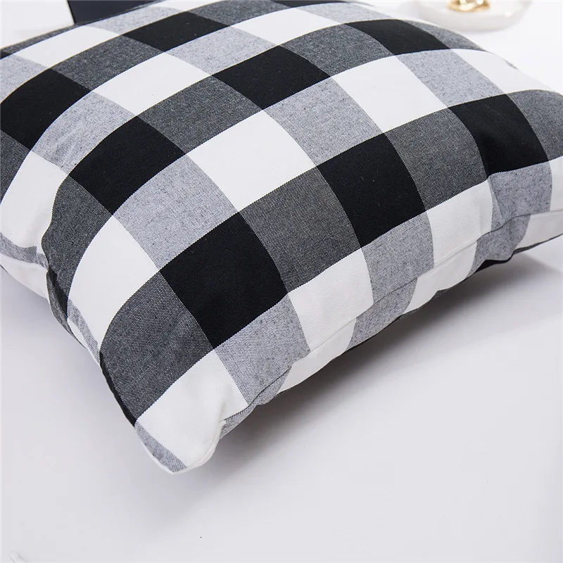 Red Black Cushion Cover Polyester Cotton Plaid Pillow Cases Square Rectangle Pillow Cover for Sofa Room Home Office Decoration
