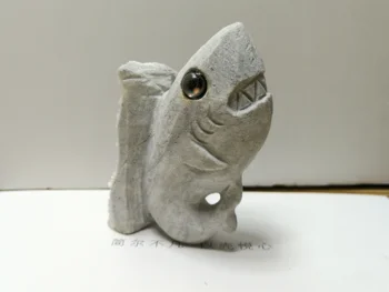 

127.2g；Natural crystal, crystal cluster mineral specimen, hand carved shark