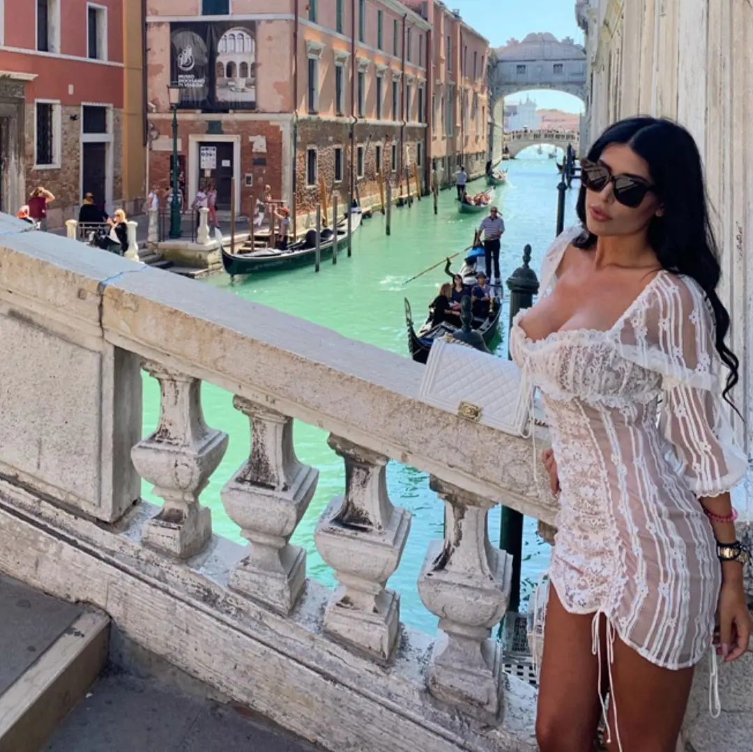 lace dress sexy Mini White Beach Dresses female Vintage Square collar Bandage tight Luxury party Dress Bodycon za clothes women