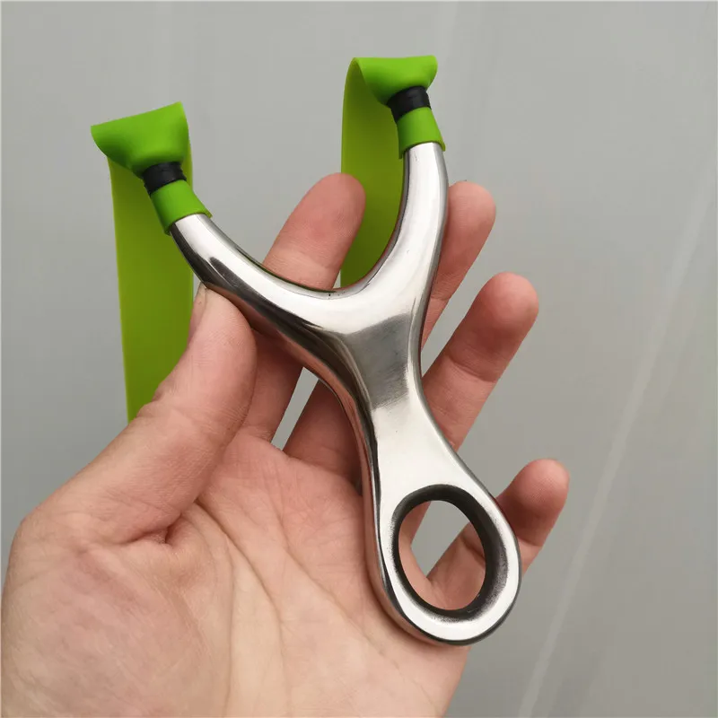 

New Solid Titanium Steel Flat Rubber BandSlingshot Catapult with Flat Rubber Band Outdoor Hunting Shooting Slingshot Slingshot