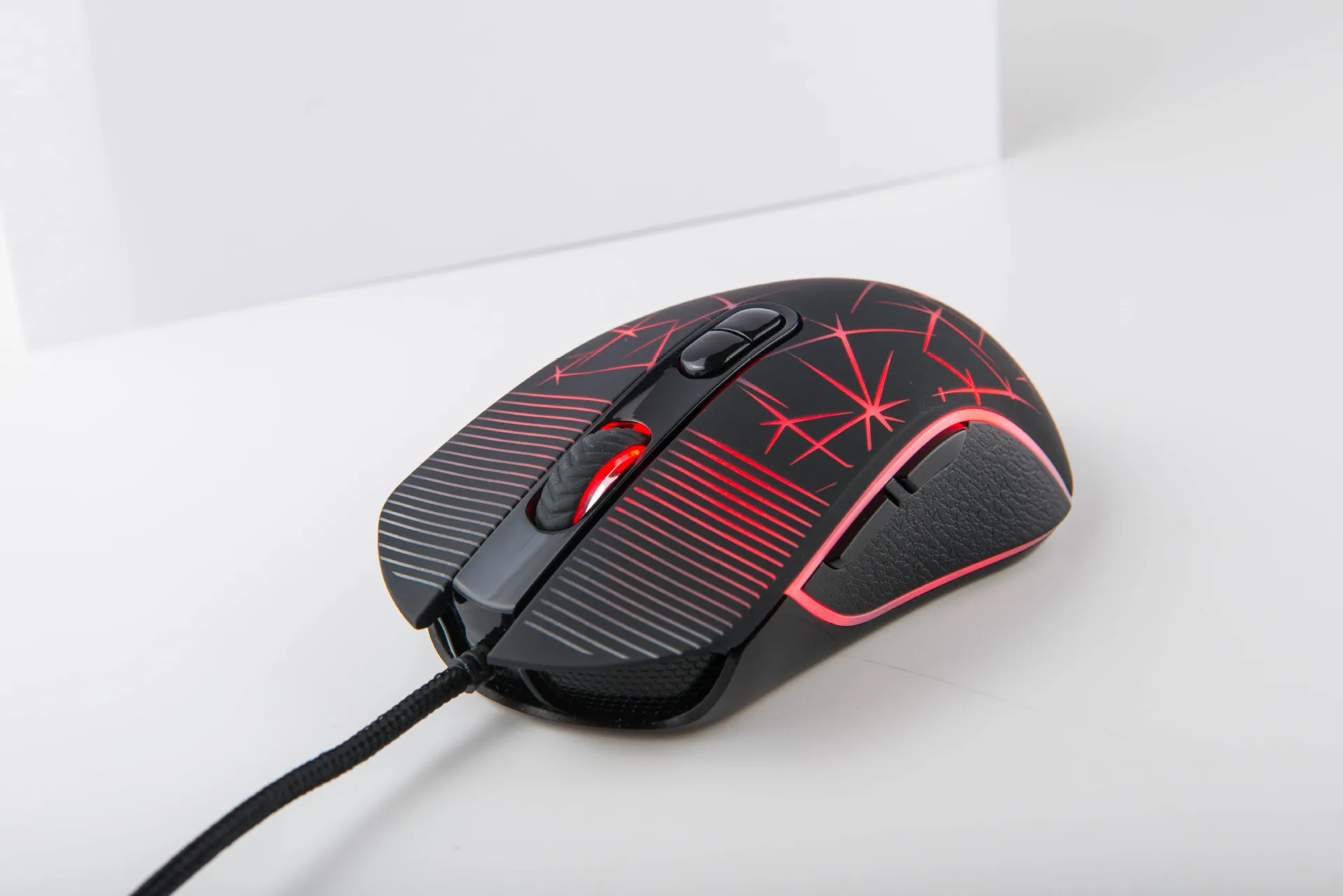 

Currently Available/SUNSONNY M13 Wrangler Glory Edition Gaming Mouse/Amazon/Eaby