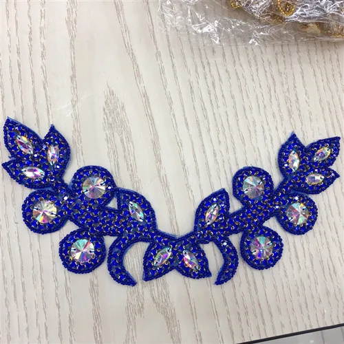 Royal blue 2 шт ручной работы кристалл бисером стразы аппликация пришить/железо на плечо отделка для свадебного платья - Цвет: Royal blue