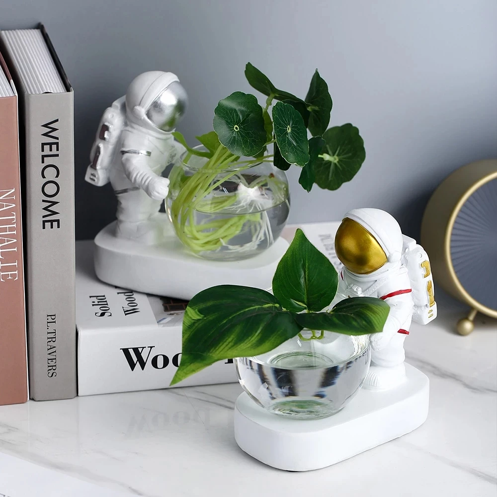 Cute Instagram style astronaut diver glass plant vase container desk decoration 