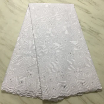 

2019 latest African lace white water-soluble chemical lace fabric, high quality African cotton navel lace free shipping YYZ9089