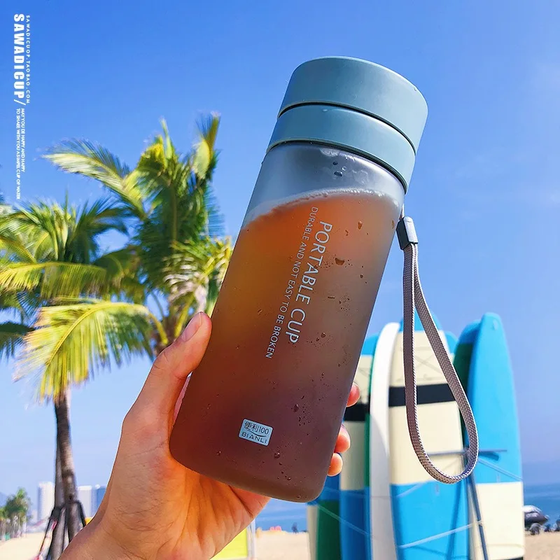 Gray - 600ml Простая чашка герметичная чашка Студенческая портативная пластиковая чашка цветок фруктовая чашка термостойкая анти-падение - Цвет: Gray - 600ml