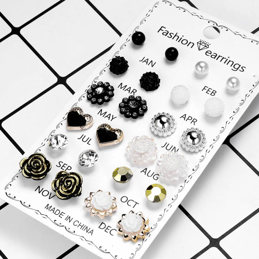 #4黑白爱心花朵