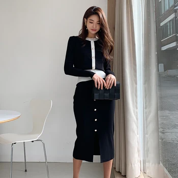 

2020 Autumn New Knit Two Piece Set Women Fashion Black Knitted Cardigan Tops + Single Breasted Pearls Button Pencil Skirt Suits