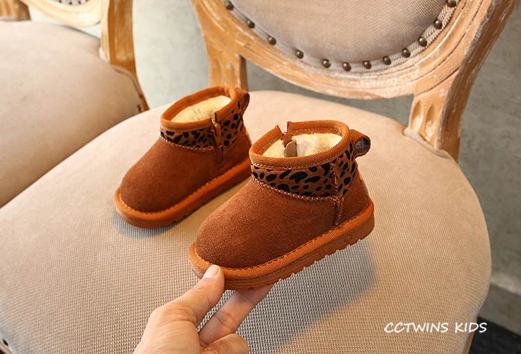 CCTWINS/детская обувь; коллекция года; зимние детские модные ботинки на меху для девочек; повседневная обувь с леопардовым принтом для мальчиков; черные короткие ботинки; SNB075