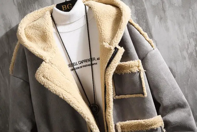 Зимняя новая мужская куртка средней длины с капюшоном из овчины толстым мехом