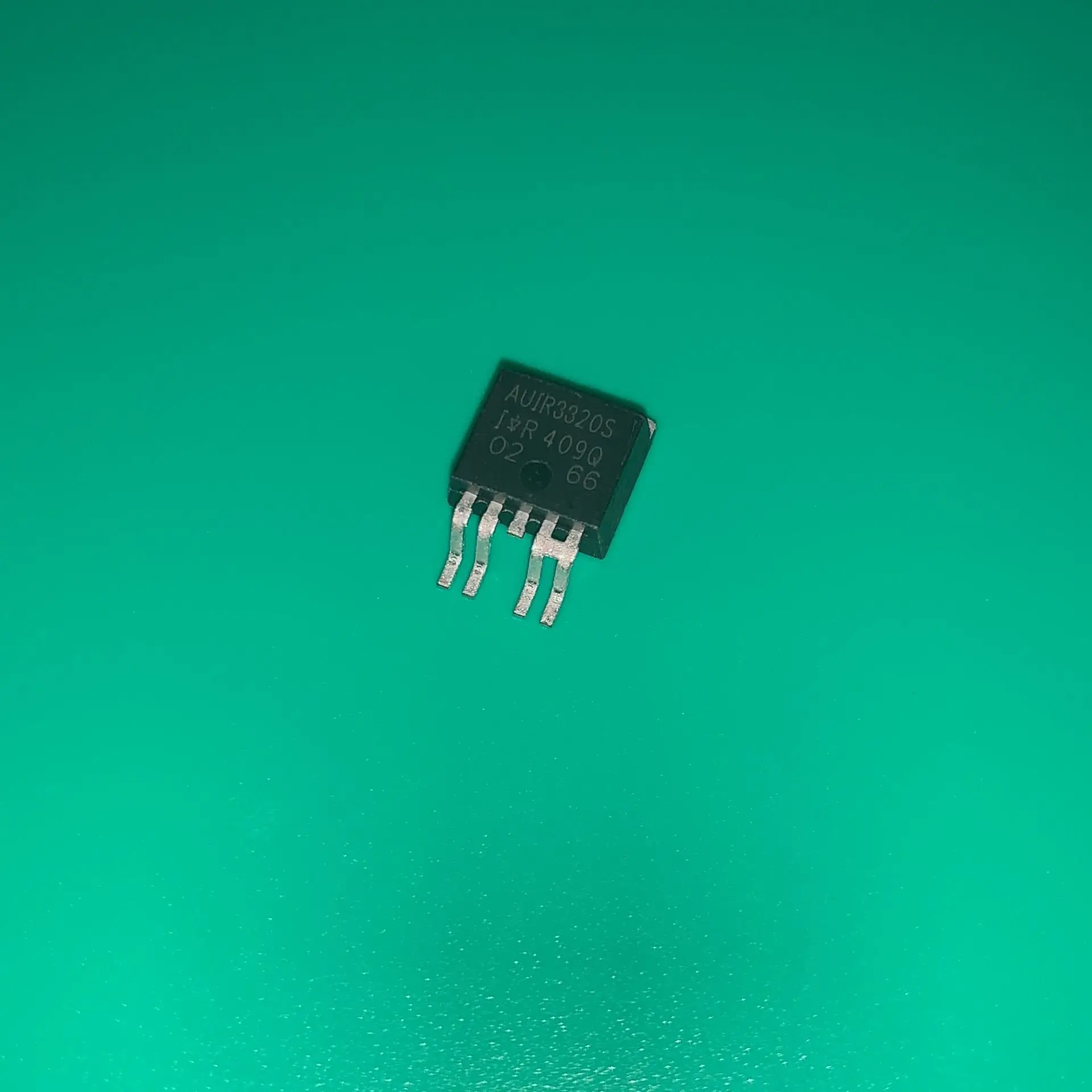 3 шт./лот AUIR3320S TRRPBF TO263-5 AUIR3320 STRRPBF IC переключатель HI-SIDE 1CH D2-PAK-5 AUIR3320STRRPBF AUIR33205 |