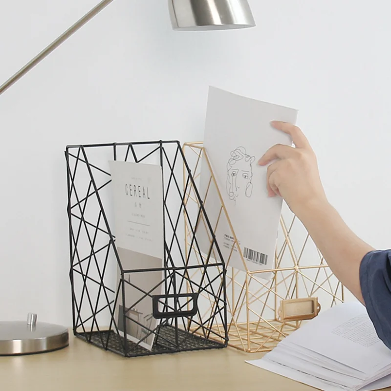 

Creatieve Nordic Smeedijzeren Opbergrek Desktop Bestand Boek Opbergdoos Organizer Bureau Studie Slaapkamer Creatieve Plank Rack