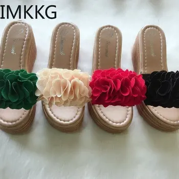 

2020 Newest Fashion flower decoration Wedges High Heels Leisure Summer Sandal Woman Shoes Women Platform Slippers women slides