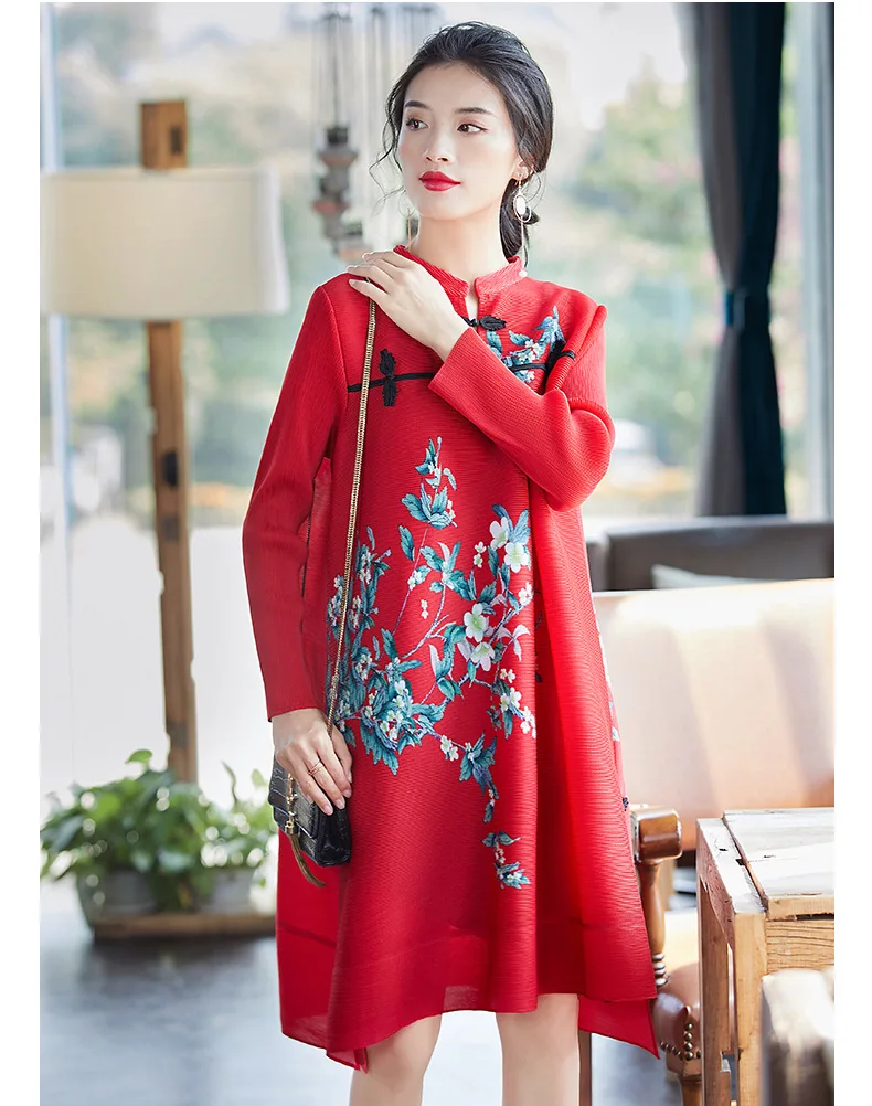 Китайский стиль cheongsam Ранняя весна новое женское длинное модное платье с принтом для мамы MIYAKE Плиссированное