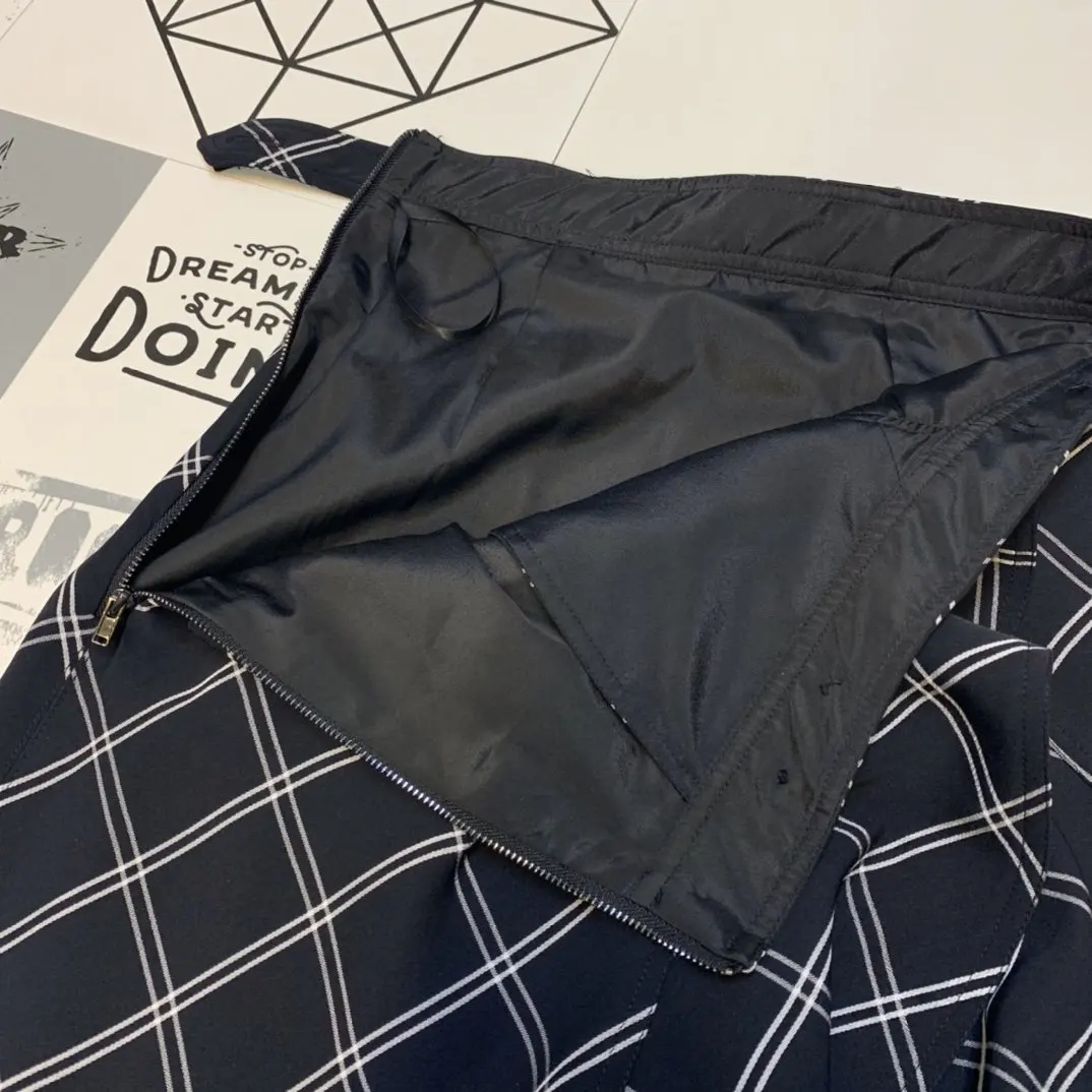 new ladies fashion sexy irregular ruffled black and white check on both sides pocket high waist bag arm skirt 1113