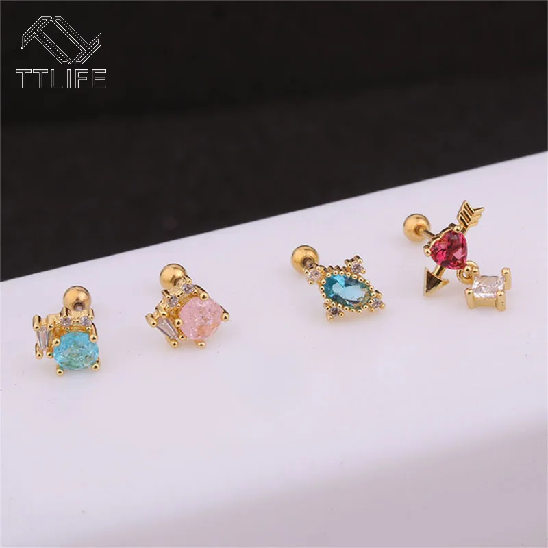 

TTLIFE Piercing Earring Stainless Crystal Stud Earring Classic Vitage Daith Helix Cartilage Rook Piercing Jewelry for Women